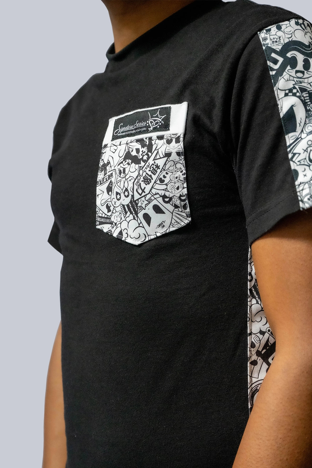 Monochrome Pocket Tee (Sig Series) – Sozo-Ryoku, LLC